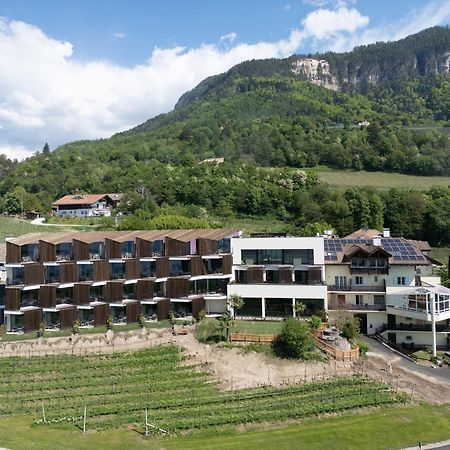 Hotel Tenz 2025 Montagna Luaran gambar