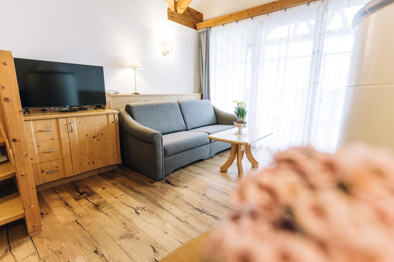 Hotel Tenz 2025 Montagna Luaran gambar