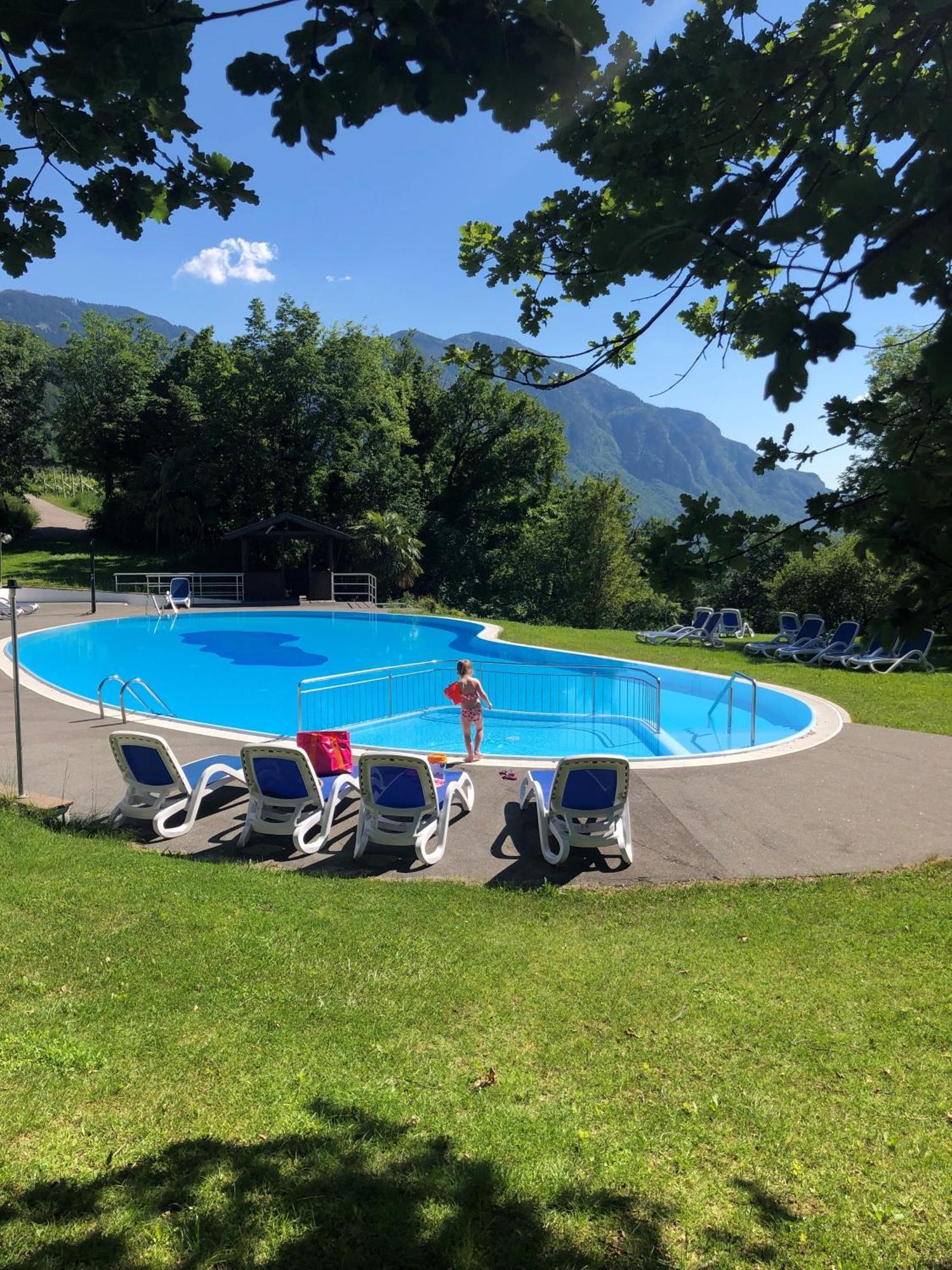 Hotel Tenz 2025 Montagna Luaran gambar